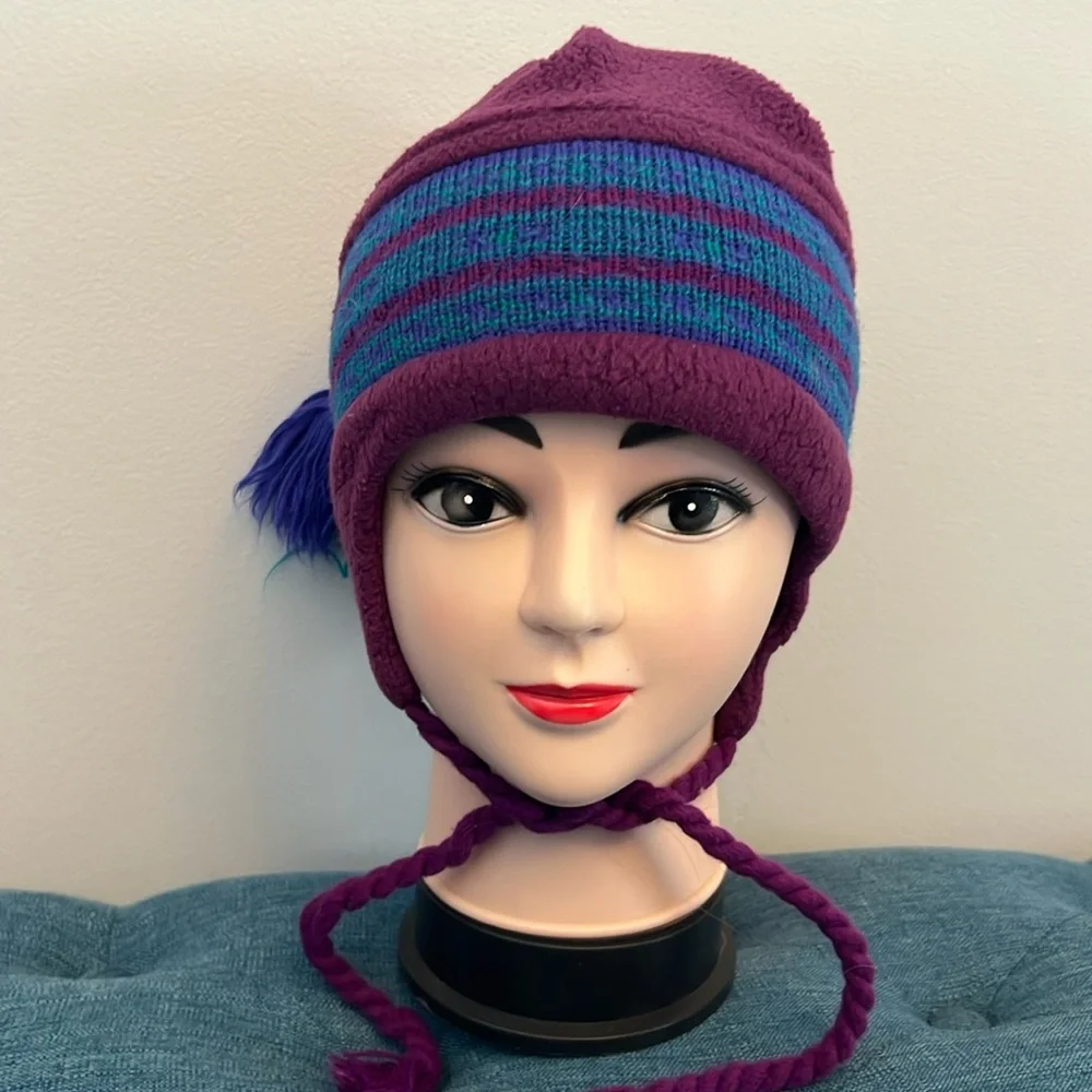 Maureen of the Mews Hat-See Photos